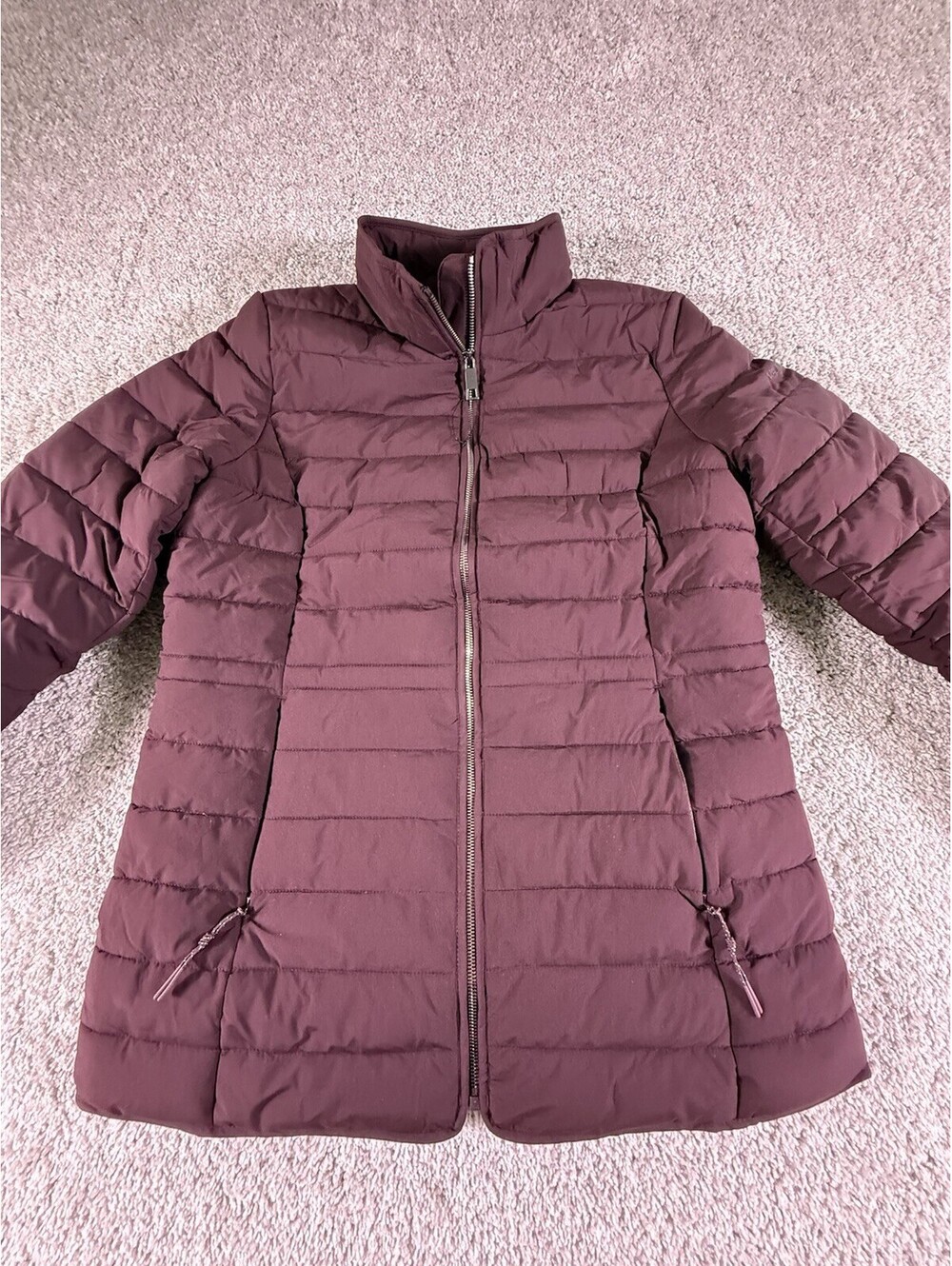 NWOT Nautica Women’s Puffer Jacket Size Medium Burgundy